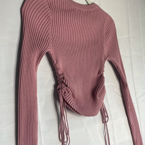 ISABELLE’S CABINET Ribbed Sweater - Picture 6 of 7